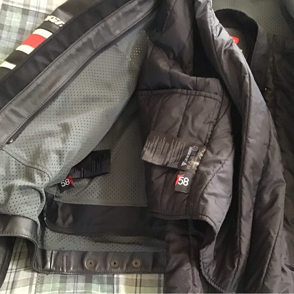 Dainese Armored leather motorcycle jacket, size 58 XL - Picture 7 of 16